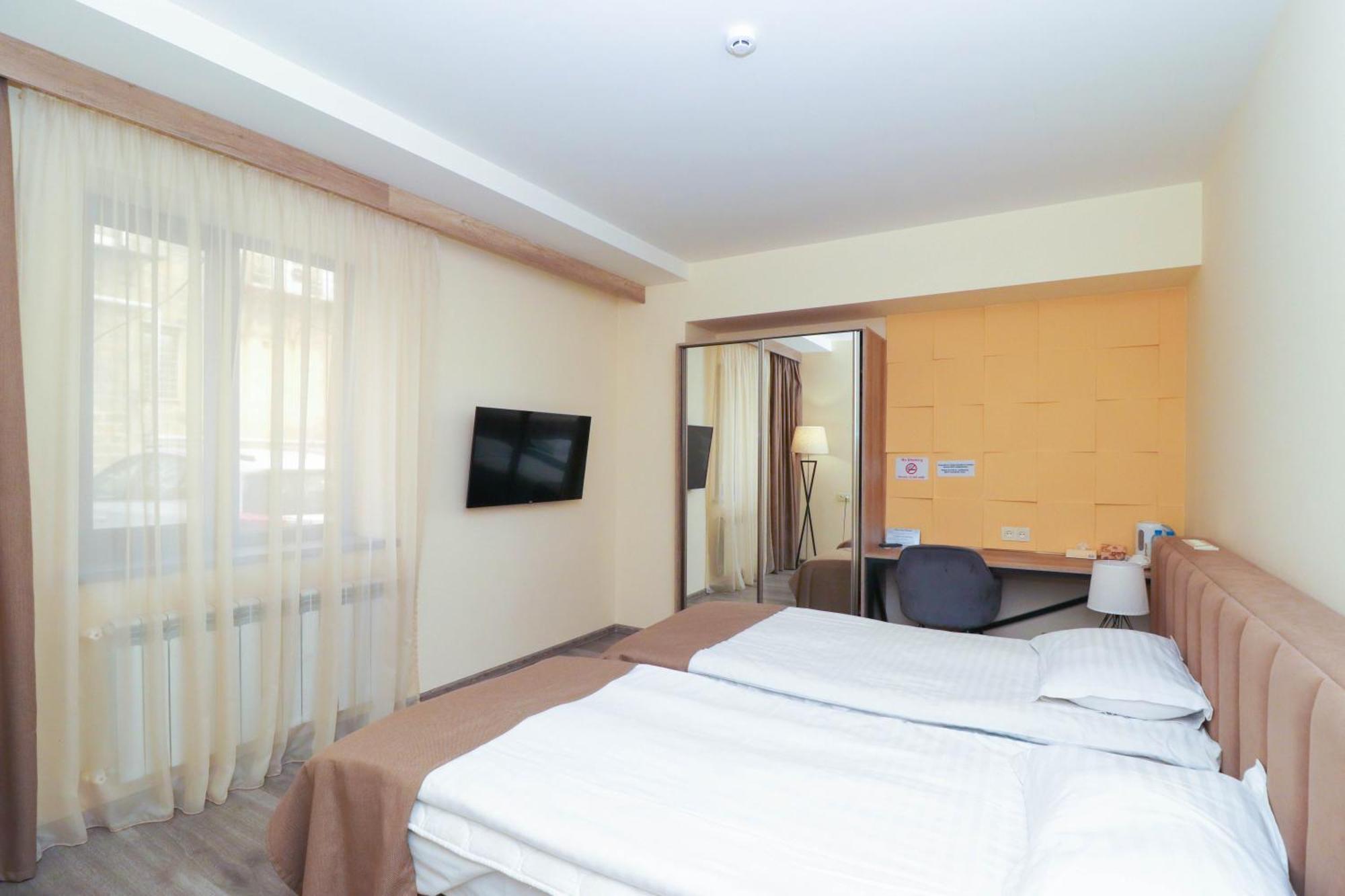 Mandarin Hotel Γιερεβάν Εξωτερικό φωτογραφία