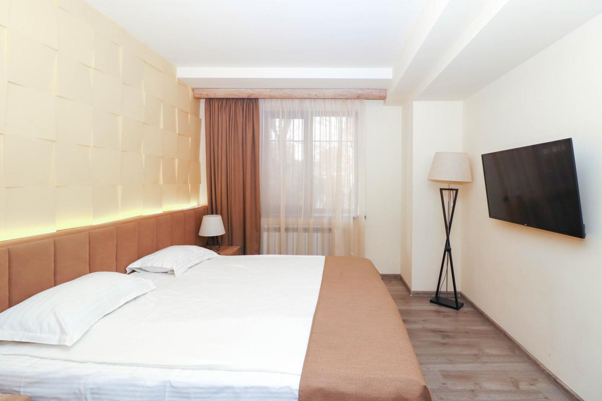 Mandarin Hotel Γιερεβάν Εξωτερικό φωτογραφία