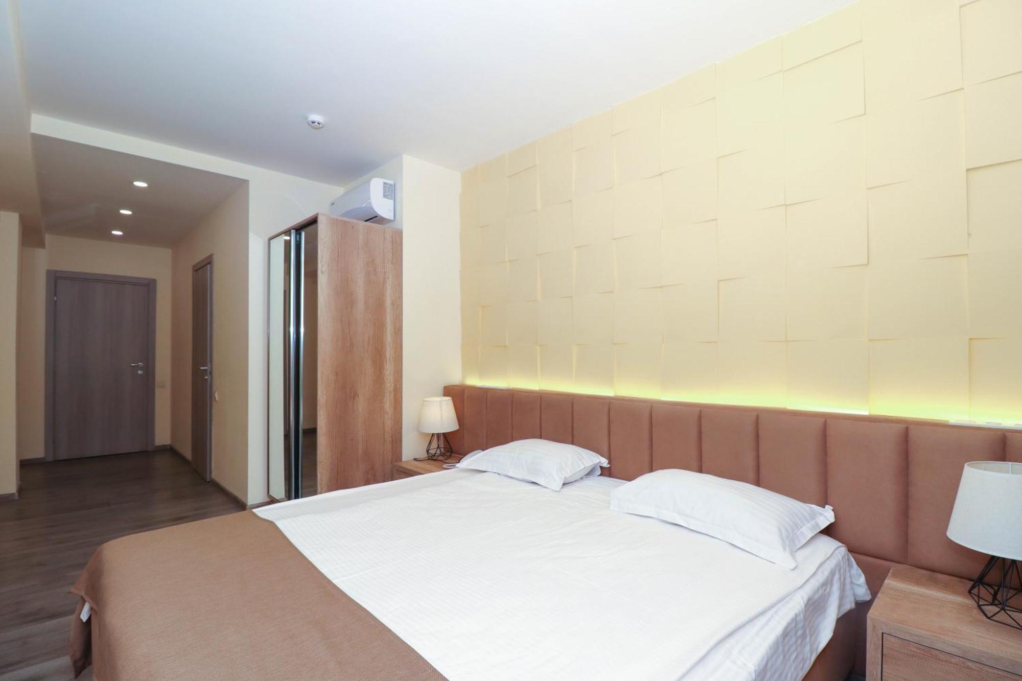 Mandarin Hotel Γιερεβάν Εξωτερικό φωτογραφία